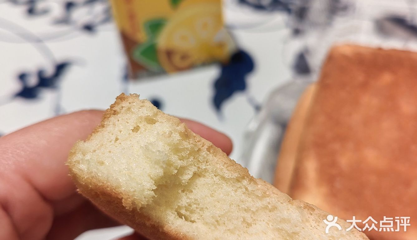 想着顺带带一盒回去给父母吃！活动价10元/盒