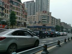 -汉庭优佳(成都一品天下蜀汉路东地铁站店)