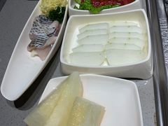 -海底捞火锅(金山百联店)