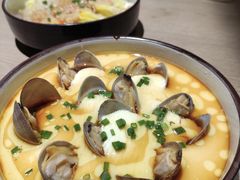 花蛤蒸蛋-日进一片海.生腌海鲜火锅.宵夜烧烤(三里屯总店)