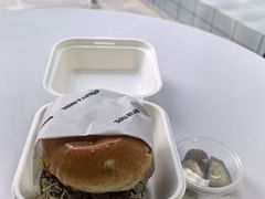 -TRIPS BURGER(大钟寺店)