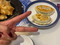 韭菜盒子-东方饺子王(新奥购物中心店)