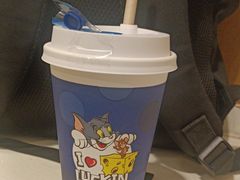 生椰-瑞幸咖啡(呼市维多利万悦城店)