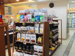 -全家便利店(宜山路站店)