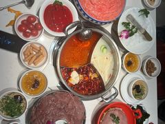 -周师兄大刀腰片火锅(磁器口直营店)