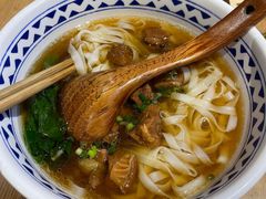 爱吃酸菜牛腩米粉-三两粉(深圳福田地铁站店)