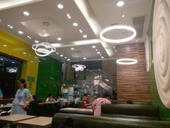 大堂-佰搭果·广式茶餐厅(西华路店)