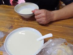 -云南大锅豆浆店