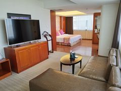 -爱时特套房酒店(会展中心远洋城店)