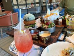 -邻海餐厅(烟台金沙滩英迪格酒店)