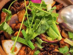 -胡须佬鸡煲四季火锅店(石厦西村直营店)