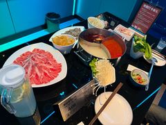 -唯爱KTV聚会餐厅(仙林东城汇店)