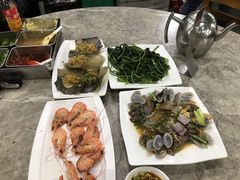 -四川小胡子海鲜(丁村万人海鲜广场店)