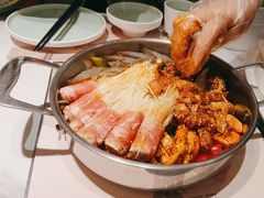 -黄记煌三汁焖锅(新佳丽江汉路店)