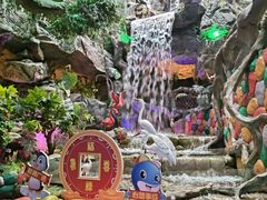 -多彩贵州城极地海洋世界