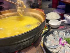 -捞围鲜·港式打边炉(海阳路店)