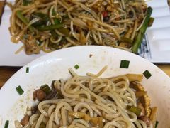 -牛八宝桂林米粉(八里庄店)