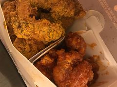 -BHC炸鸡(明洞总店)