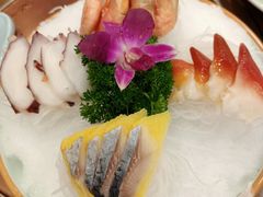 -青瓦餐厅·生鱼片·韩园烤肉(西塔店)