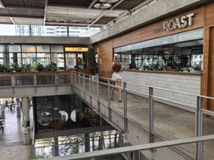 -ROAST coffee & eatery