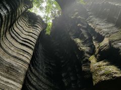 -梭布垭石林景区