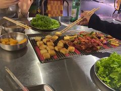 -马路牙子地桌烤肉(工体店)