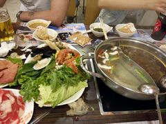 -呷哺呷哺(世贸.工三店)