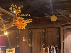 -暴风岛沉浸式体验馆(百联世纪店)