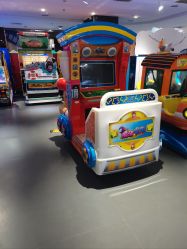 -Land Mark蓝马乐园(华联武夷购物中心店)