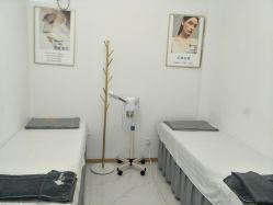 -瓷肌博士·祛痘科技美肤