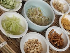 -包整·丝娃娃(一览甲秀楼风景店)