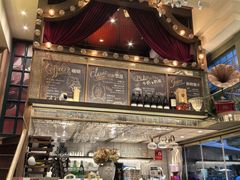 -玛格萝妮比萨屋(四平店)