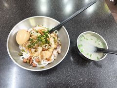 -丫丫桂林米粉(学府店)