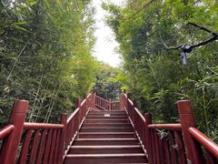-七彩云南古滇温泉山庄