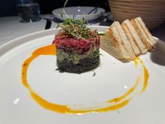 牛肉塔塔配牛油果黑橄榄酱-Solo(衡山路店)