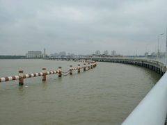 android_upload_pic-吴淞口国际邮轮码头-停车场
