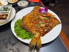 炭烤多宝鱼-鸭绿江海鲜烧烤大排档(杏林街店)