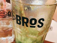 -Moka Bros 摩卡站(西单大悦城店)
