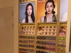 -moody彩瞳(环宇城店)