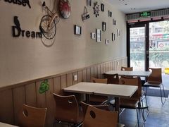 大堂-华莱士·炸鸡汉堡(李沧乐客城店)