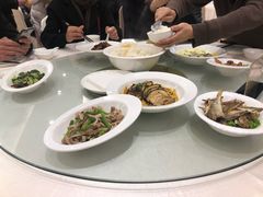 -戈尔登酒店·满堂彩咖啡厅