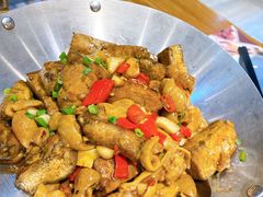 -黄泥岗·地道湖北菜(奥特莱斯店)