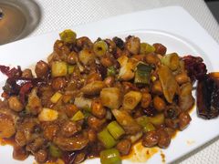 宫保鸡丁-渝信川菜(华盛店)