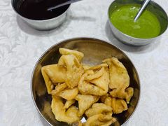 薯角-葛尼沙印度餐厅 (镇明路店)