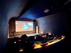 -涨巢·潮玩水疗局