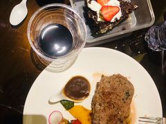 -上海滴水湖皇冠假日酒店