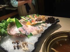 -余欢领鲜火锅(新街口店)