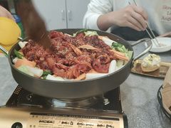 -豚妈妈汤饭·部队锅(南京东路店)