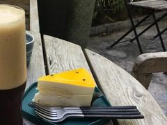 百香果芝士蛋糕-彳亍咖啡·这里(水湾路店)