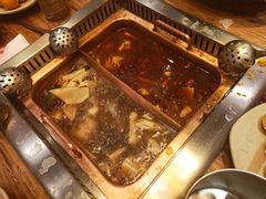 菌汤锅底-老牌坊云南鱼豆花火锅(爱建店)